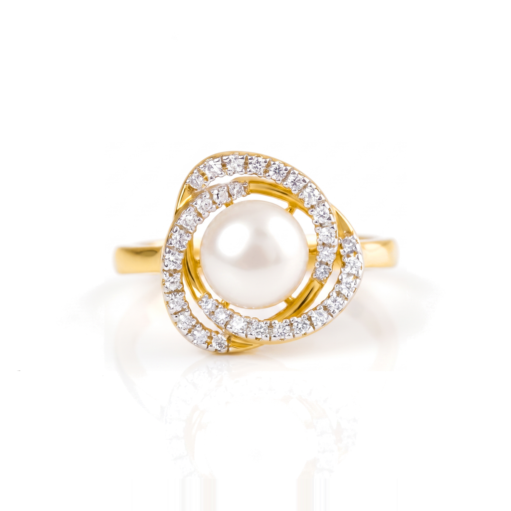 Luna Pearl Halo Ring