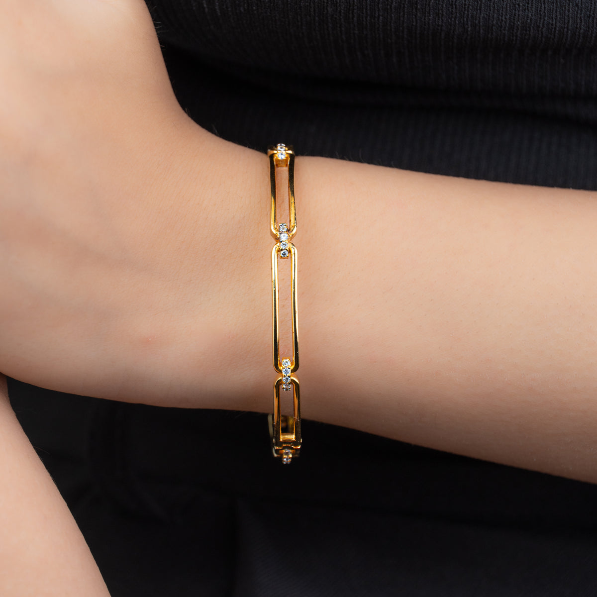 Raya Bangle worn