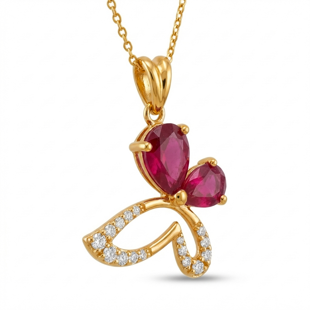 Lyla Pendant Necklace