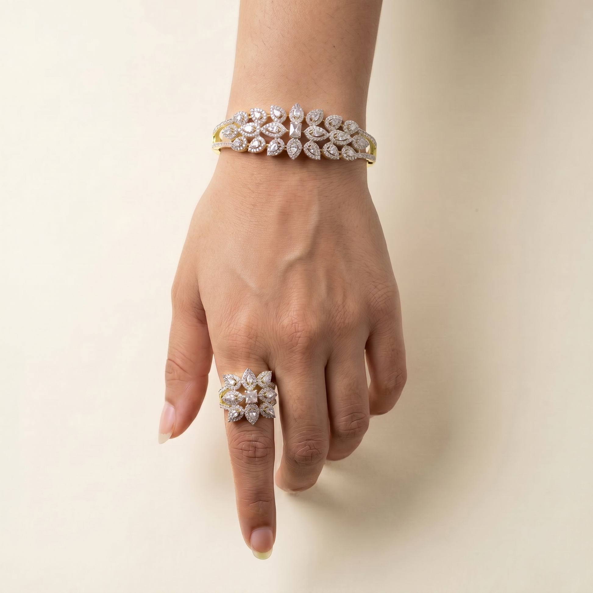 Pavé Vine Set