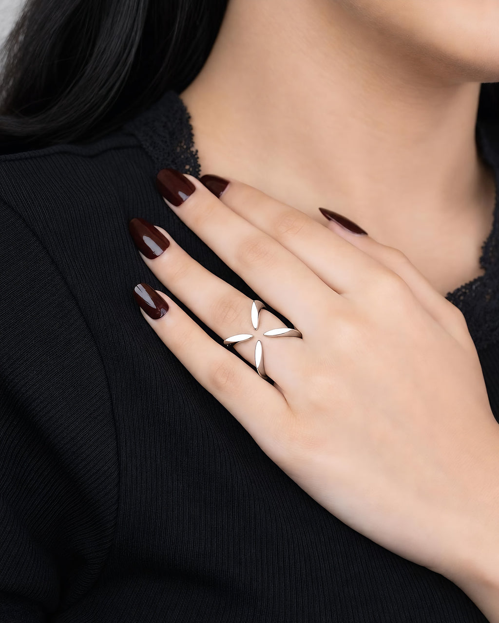 The 'X' Ring worn